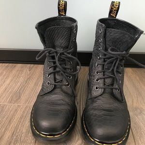 Faux snakeskin black Dr Martens